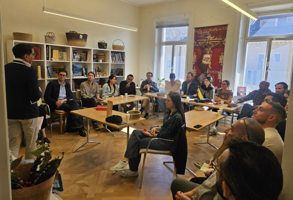 Colombianos en Suecia se capacitan para emprender con café en el mercado nórdico