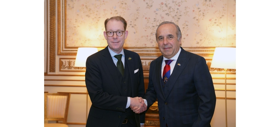 El Embajador de Colombia ante el Reino de Suecia, Guillermo Reyes González, se reunió con el Canciller sueco Tobias Billström  