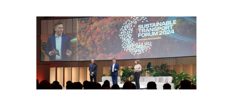 Embajador de Colombia, Guillermo Reyes, participó en el Foro sobre Transporte Sostenible 2024