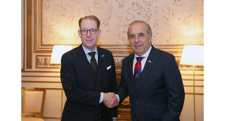 El Embajador de Colombia ante el Reino de Suecia, Guillermo Reyes González, se reunió con el Canciller sueco Tobias Billström  