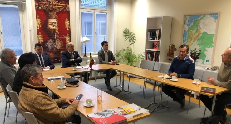 La Embajada de Colombia en Suecia se reunió con un grupo de representantes del Pacto Histórico en Suecia